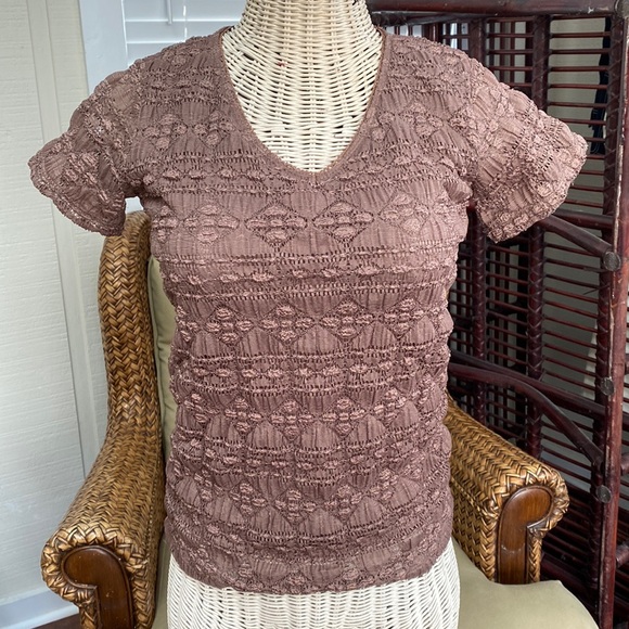 Adorable short sleeve crinkle top shirt Size PS - Picture 2 of 7